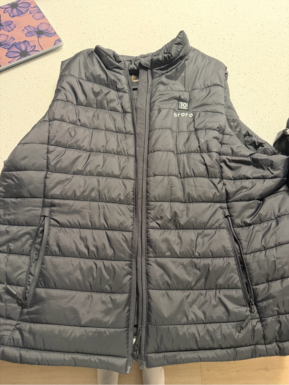 Ororo Women’s Heated Vest Size 1X - BATTERY INCLUDED